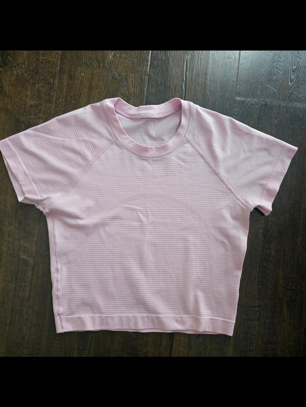 Lululemon Swiftly Tech Crop Shirt- Size 4 - Like New!